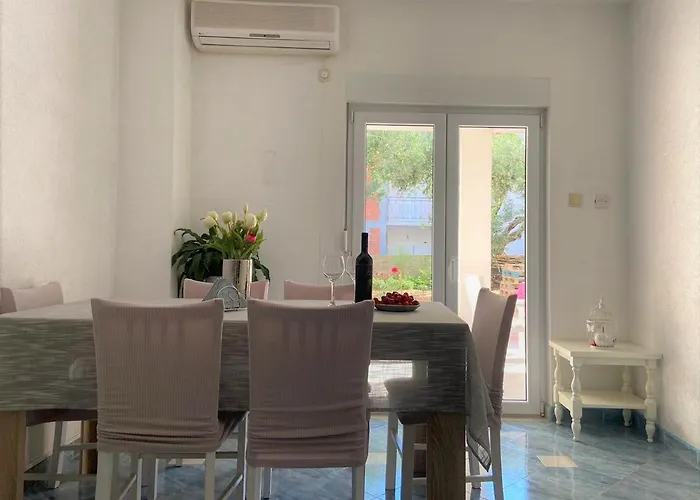 Apartment Aleric Makarska